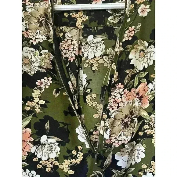 Floral Tunic Top - Picture 4 of 11